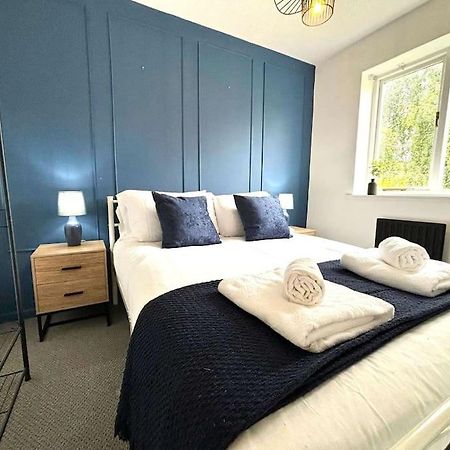 The Shrewsbury Stayscape - By Parydise Properties Ltd - Modern And Stylish 3 Bed - Perfect For Business Or Leisure Stays Bicton Extérieur photo